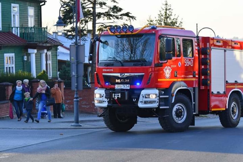 Do strażaków z OSP w Przedborzu trafił nowy wóz bojowy [ZDJĘCIA]