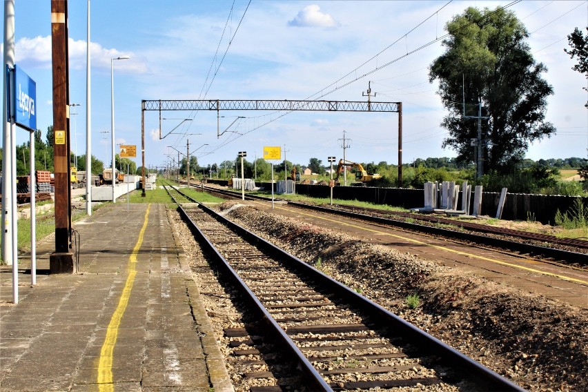 Nowe utrudnienia na kolei w Kutnie i Łęczycy. Łódzka Kolej Aglomeracyjna zmienia rozkład jazdy pociągów