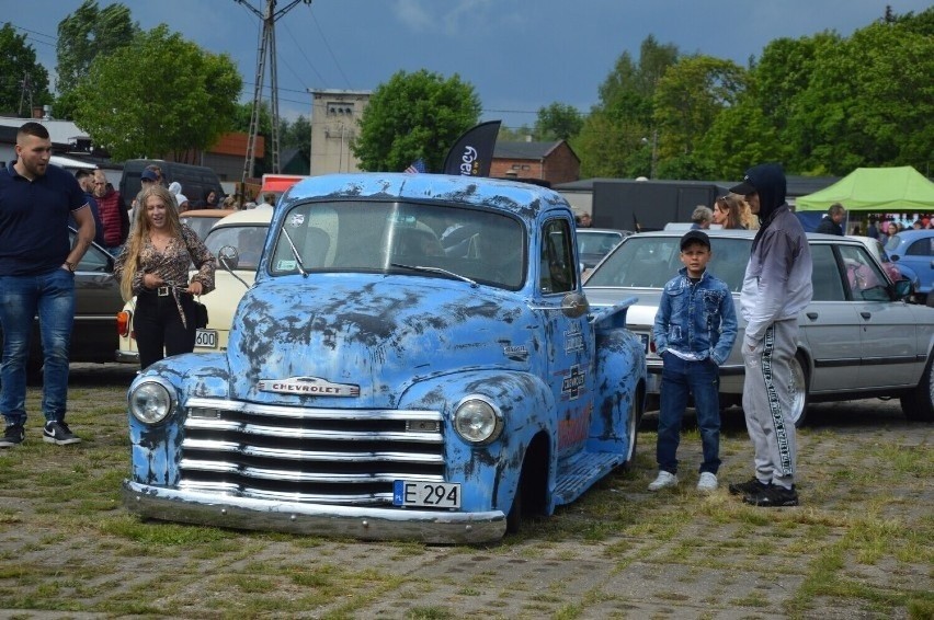 Zlot pojazdów zabytkowych oraz pożarniczych odbył się w...