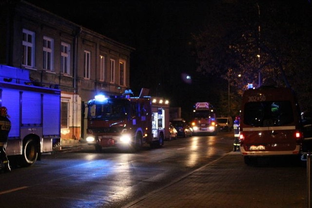 Pożar na Wólczańskiej. Mężczyzna wyskoczył z 3. piętra