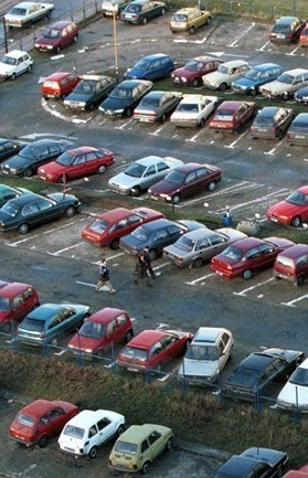 Kierowcom przybędzie kilka nowych miejsc parkingowych, jednak będą musieli na nie jeszcze trochę poczekać