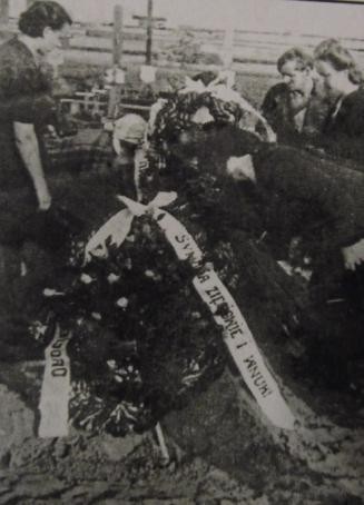 Pogrzeby bliskich Wypędzonych w Jędrzejowie w latach  wojny