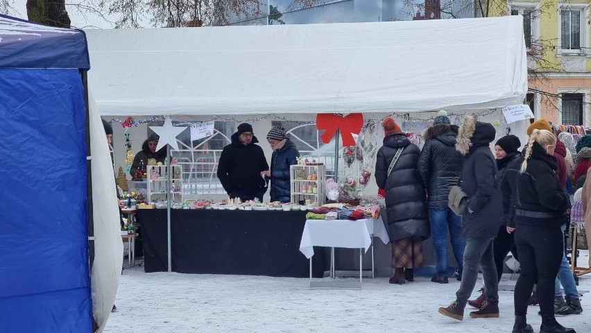 Jarmark Mikołajkowy w Jastrowiu. Można tam było poczuć klimat Świąt Bożego Narodzenia