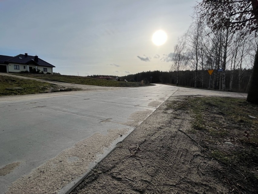 Przebudowana droga Śliwiny-Waćmierek oficjalnie otwarta