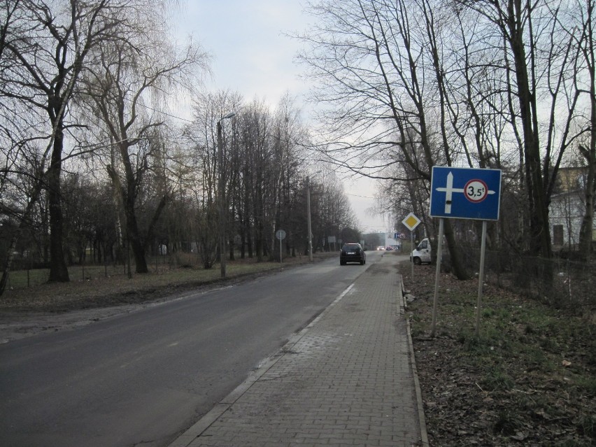 Ul. Sławinkowska: Chodnik nowy, a już do remontu