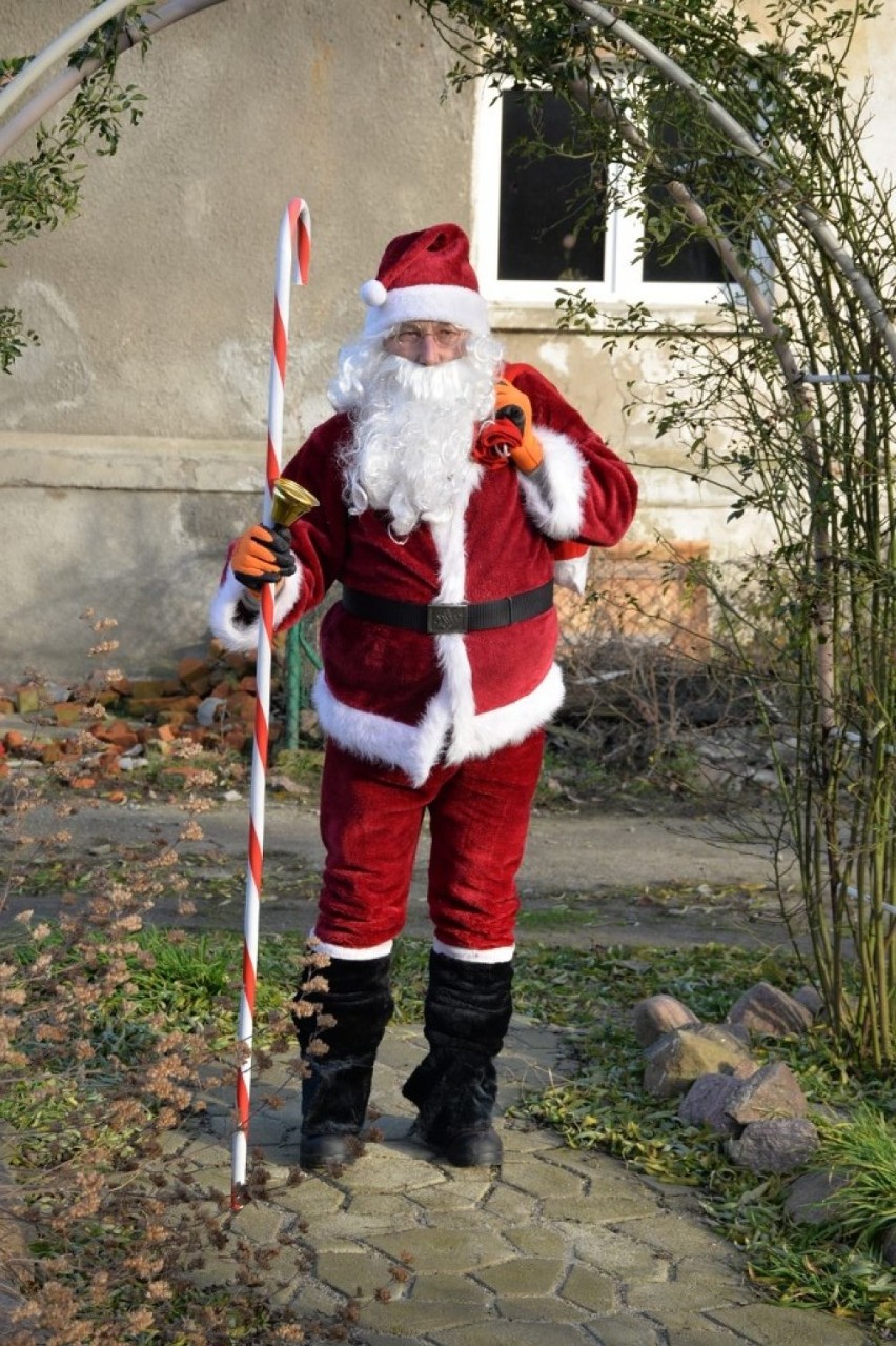 Gmina Jemielno. Święty Mikołaj odwiedził dzieci w całej gminie [ZDJĘCIA]