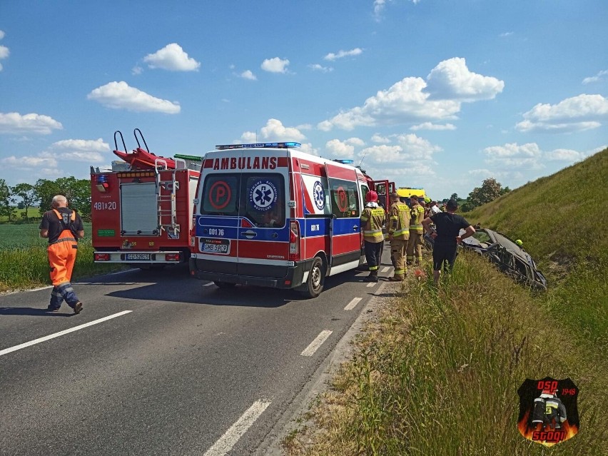 Na miejsce zdarzenia skierowane zostały też dwa zespoły...