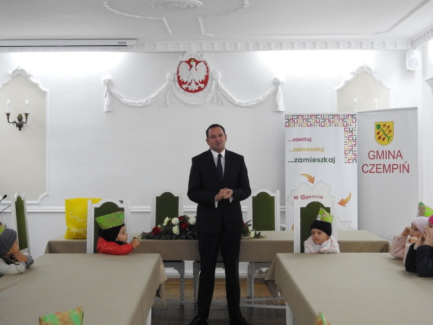 Przedszkolaki z wizytą w Urzędzie Gminy w Czempiniu