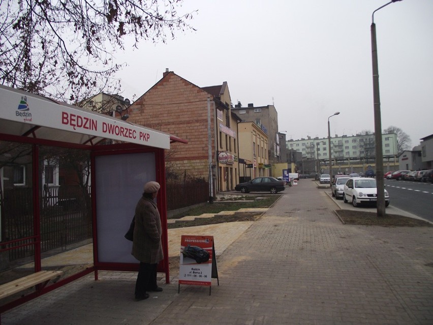 Będzin: Są nowe wiaty przystankowe, ale zasłaniają widok