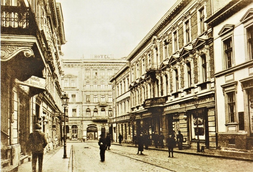 Wlot ul. Dworcowej w ul. Gdańską w 1908 roku.