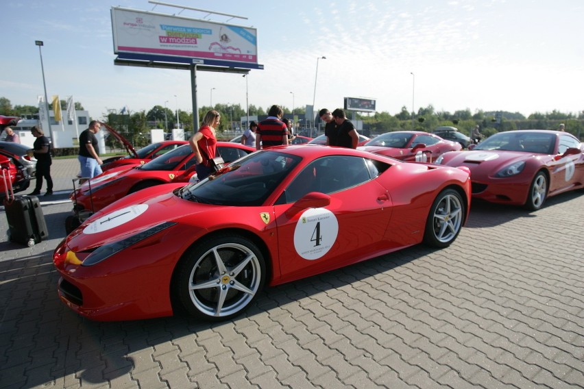 Rajd Ferrari z Katowic do Sopotu
