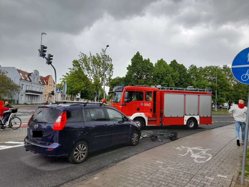 Potrącenie rowerzystki przy wolsztyńskiej straży pożarnej