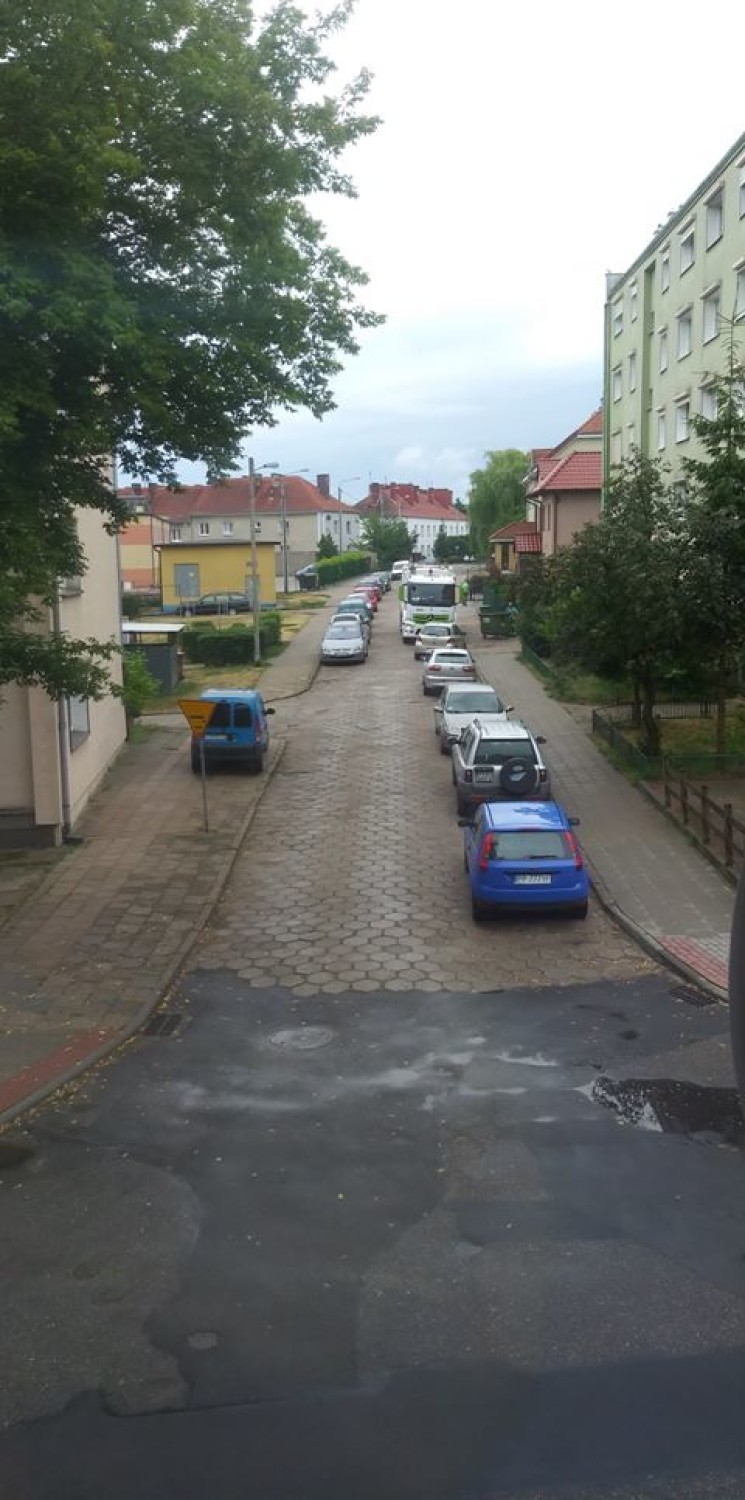 Mistrzowie parkowania: najbardziej wkurzające sytuacje na parkingu (ZDJĘCIA)