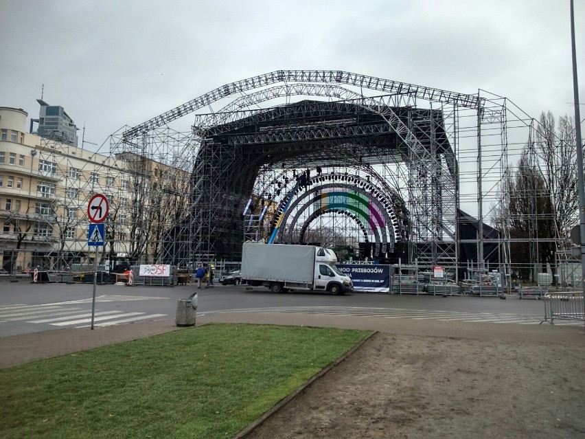 Sylwester z Polsatem w Gdyni. Zobacz jak wygląda największa sylwestrowa scena w Polsce [ZDJĘCIA]