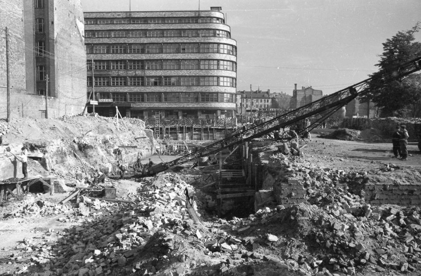 Tak wyglądał Wrocław 70 lat temu. Zobacz wyjątkowe zdjęcia