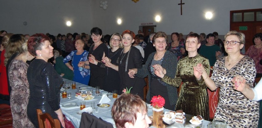 Gminny Dzień Kobiet w gminie Szczytniki ZDJĘCIA