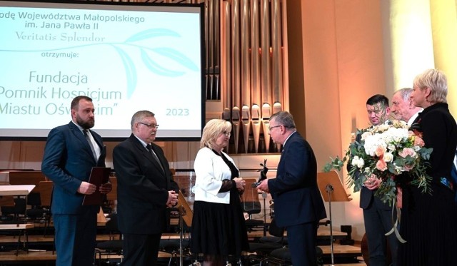 Fundacja „Pomnik - Hospicjum Miastu Oświęcim” została laureatem prestiżowej Nagrody Samorządu Województwa Małopolskiego im. św. Jana Pawła II Veritatis Splendor