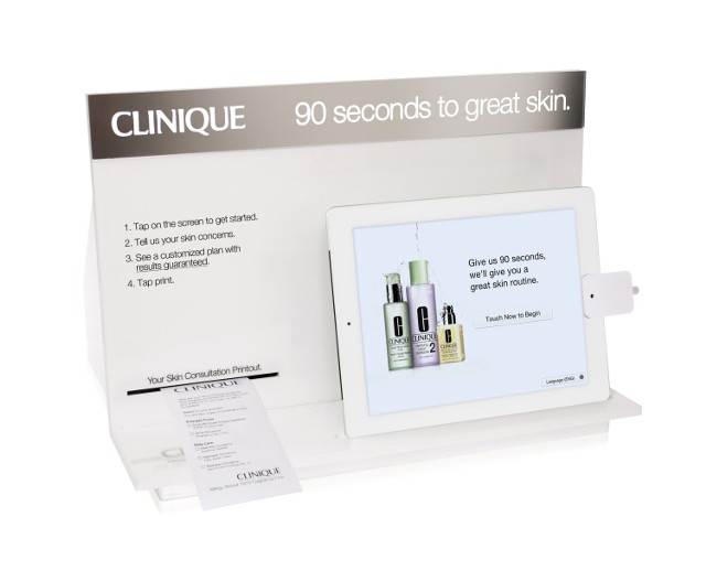 W salonie będzie można m.in. skorzystać z  aplikacji stworzonej specjalnie dla Clinique, która pozwala na przeprowadzenie diagnozy skóry w 90 sekund