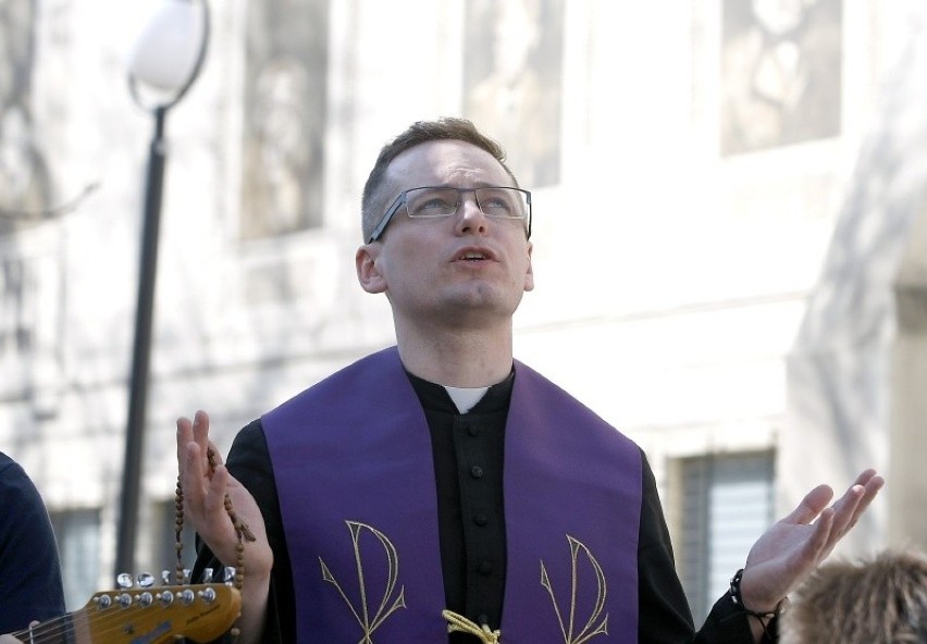 Ksiądz Michał Misiak z Łodzi odchodzi do Kościoła zielonoświątkowego, chce zostać pastorem