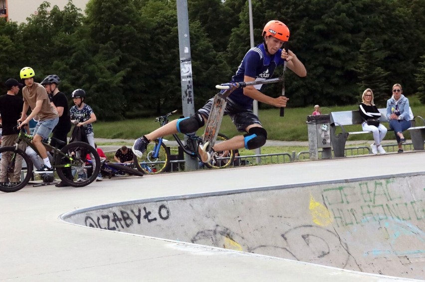 Skatepark w Parku Bielańskim w Legnicy zostanie rozbudowany. Powstanie tu dwupoziomowa minirampa