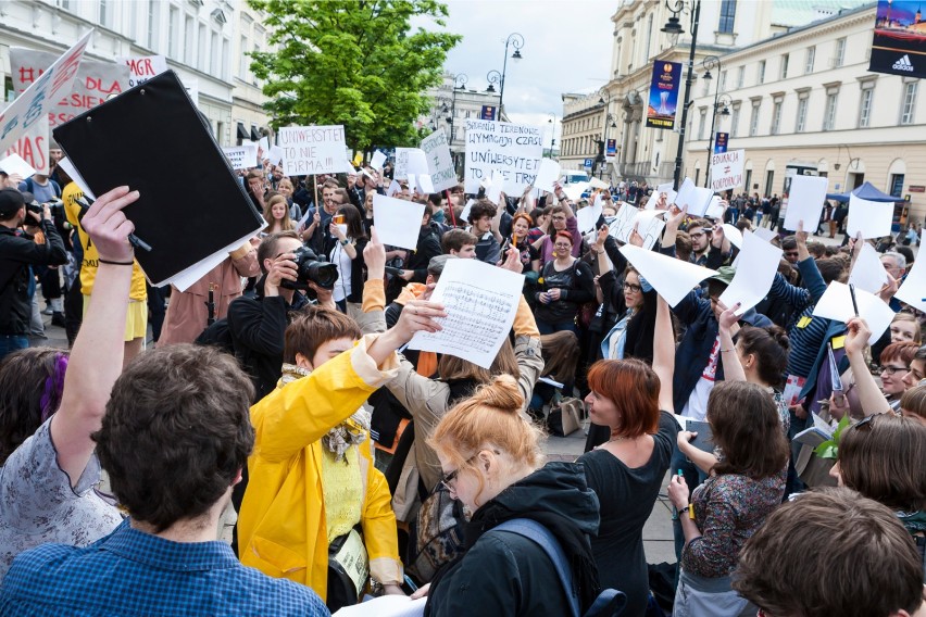 Zdjęcia z protestu z 15 maja 2015