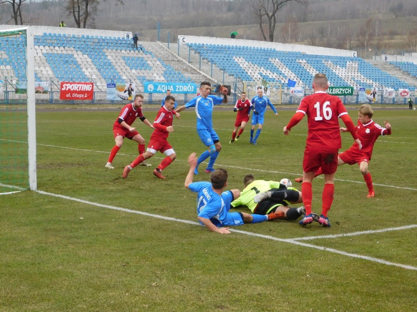 Piłkarze Górnika Wałbrzych znakomicie zaczęli rundę wiosenną w IV lidze