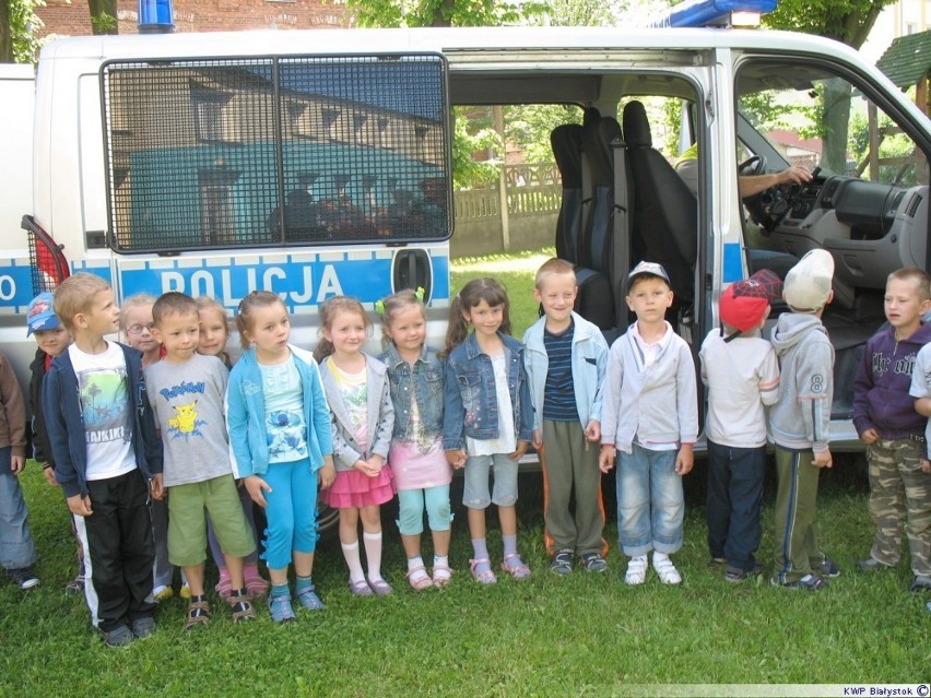 Spotkanie policjantów z przedszkolakami [zdjęcia]