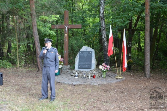 Odsłonięto kamienny obelisk upamiętniający wydarzenia z 1863 r.