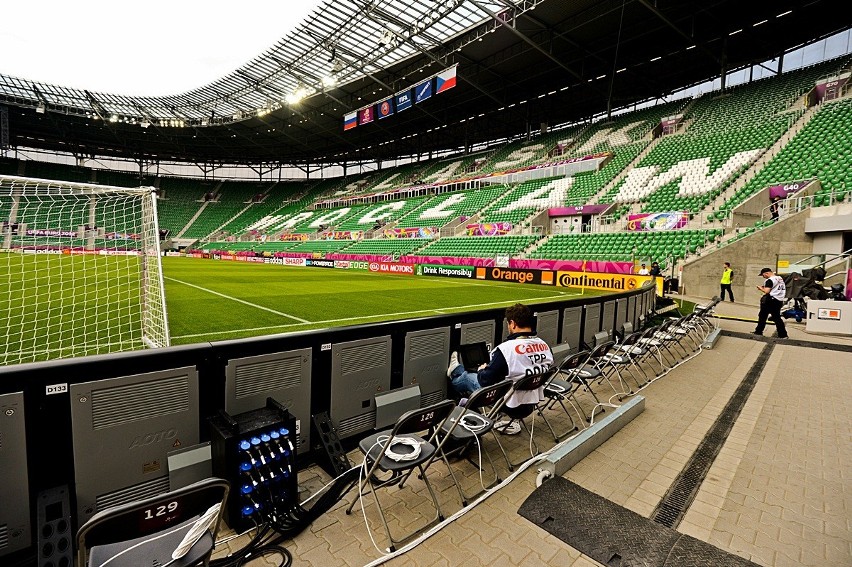Stadion Miejski na godziny przed pierwszym meczem (ZDJĘCIA)