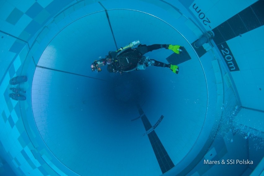 Deepspot, czyli najgłębszy basen nurkowy na świecie jest już gotowy. Poznaliśmy cennik