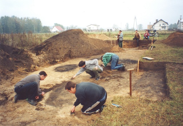 Podczyszczanie obiektów archeologicznych do dokumentacji