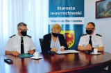 Powiat inowrocławski. Strażacy otrzymają nowy wóz bojowy. Zakup wesprze inowrocławskie starostwo. Zdjęcia