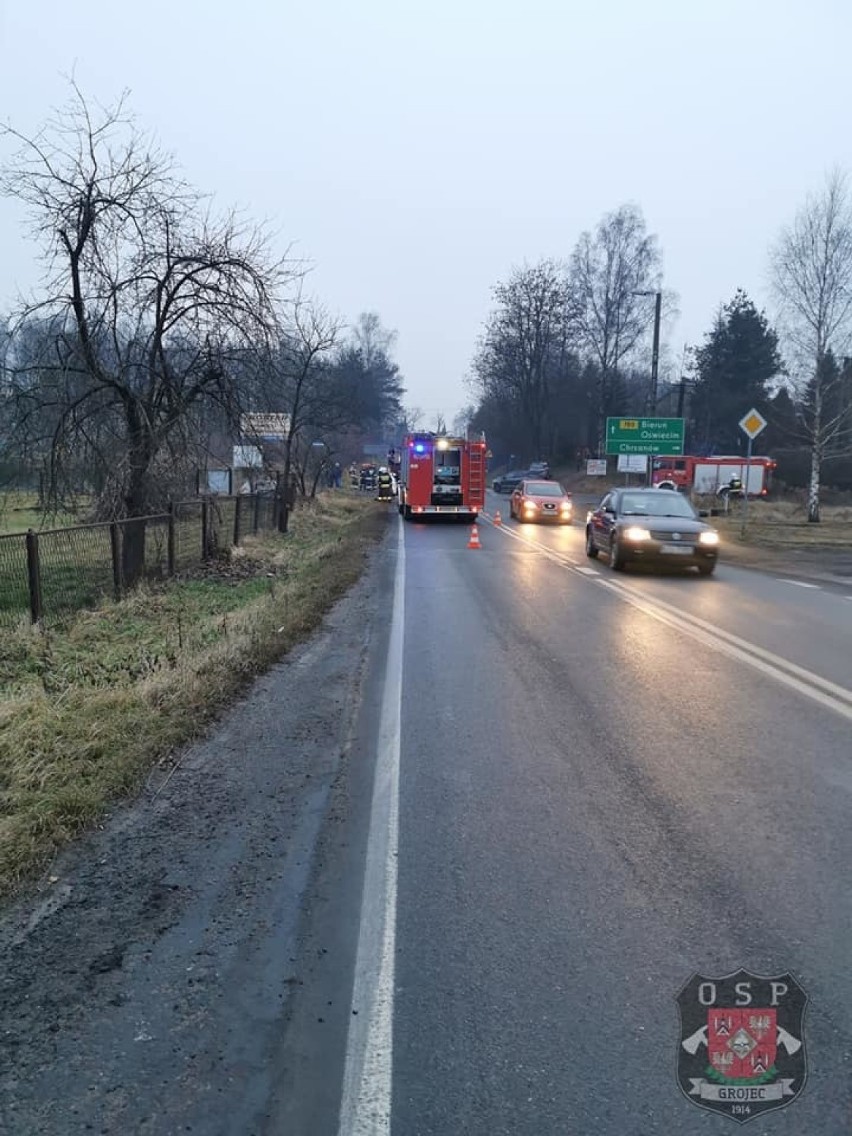 Dwa samochody zderzyły się w Alwerni. Jedna osoba została ranna