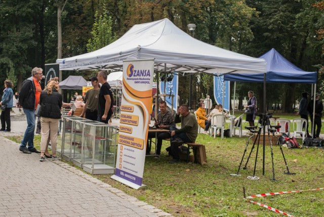 Członkowie  Nadwiślańskiej Grupy Poszukiwawczej Szansa zachęcali do poszukiwania skarbów i pokazali swoje zbiory.