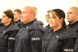 23 nowych policjantów ślubowało w Opolu. Zaczną służbę za pół roku