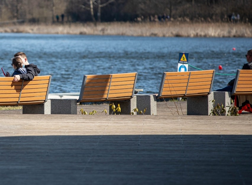 Białystok. Białostoczanie odpoczywali na terenie Ośrodka Sportów Wodnych w Dojlidach. Z rekreacji korzystały całe rodziny