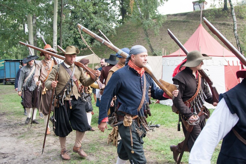 Skrzydła Chwały w Forcie Bema. Spotkanie z husarią i...