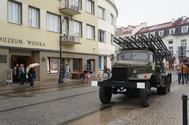 Muzeum Wojska zaprasza na plenerową wystawę sprzętu