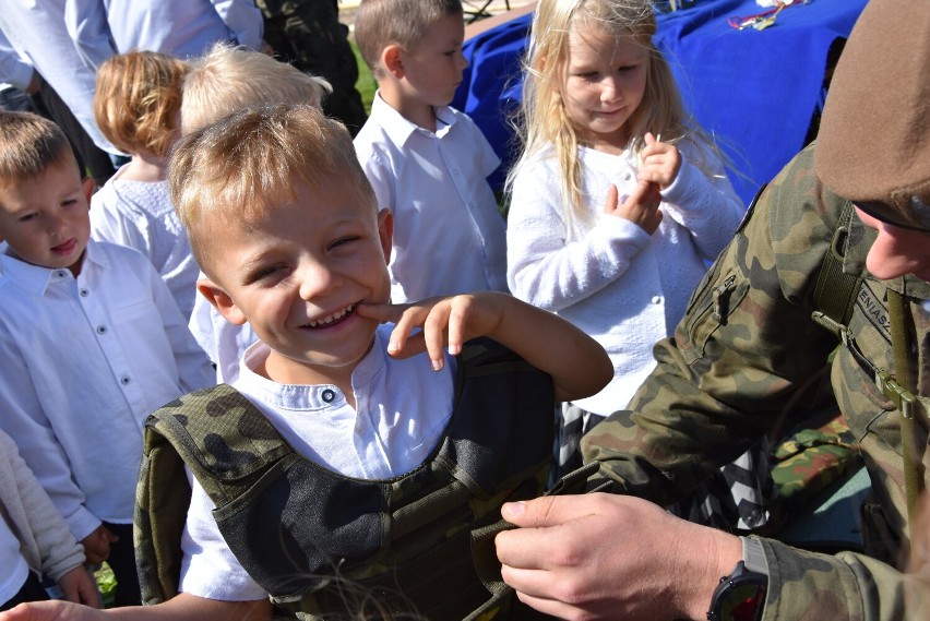 Tak świetnie bawiono się na żołnierskim pikniku w Konopnicy ZDJĘCIA, VIDEO