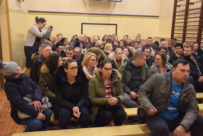 Rodzice nie chcą likwidacji Szkoły Podstawowej w Kiełczewie