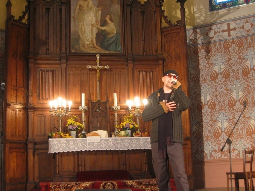 Koncert w kościele Zbawiciela w 2006 roku dla ks. Romana...
