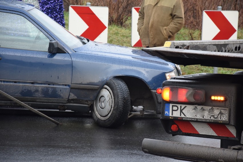 Zderzenie pojazdów na rondzie Ptolemeusza