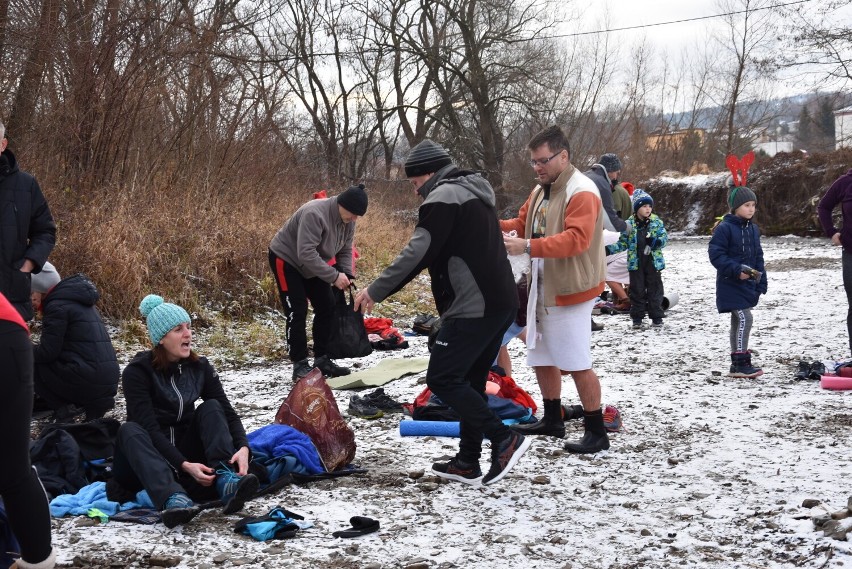 Mikołajowa ekipa Morsów Ziemi Gorlickiej