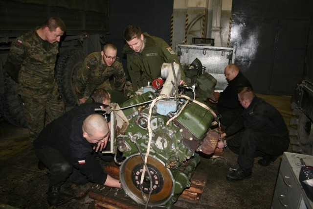 Specjaliści z Niemiec szkolą polskich mechaników