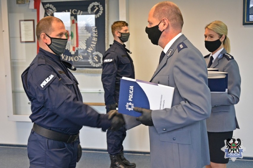Nowi policjanci w Wałbrzychu złożyli uroczyste  ślubowanie