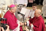 Powrót Kapituły Kolegiackiej w Głogowie. Biskup wręczył pierścienie kanonikom. ZDJĘCIA