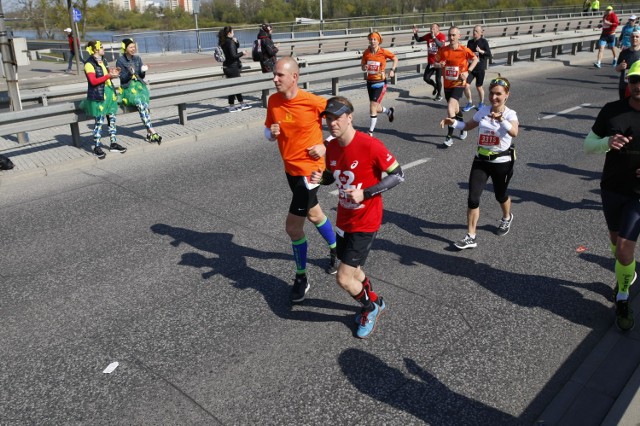 Orlen Warsaw Marathon 2019 [ZDJĘCIA uczestników cz.3]. Zobacz fotorelację z maratonu w Warszawie