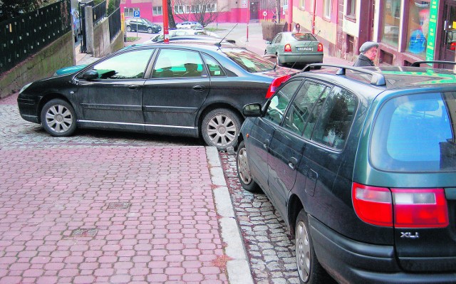 Niewystarczająca liczba parkingów to duży problem Tarnowa