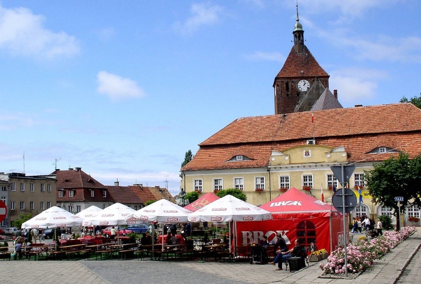 Darłowo z lat 2000-2004. Zobacz, jak wyglądało centrum miasta [ZDJĘCIA]