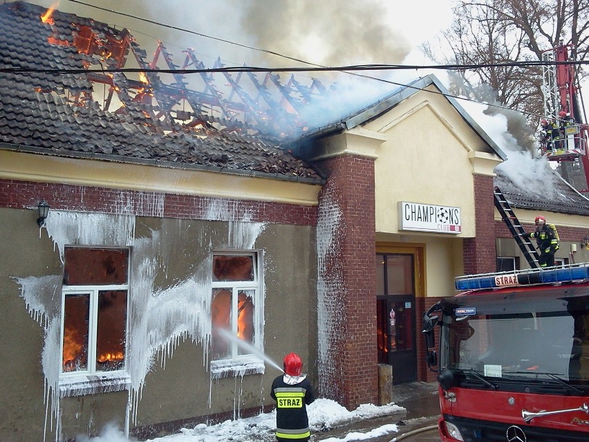 Bytów. Pożar restauracji przy stadionie. Skala zniszczeń jest ogromna